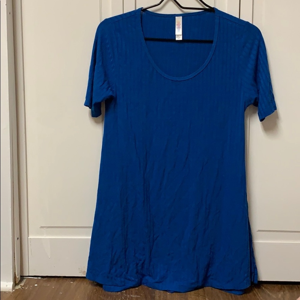 Blue lularoe T-shirt